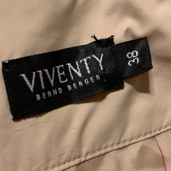 Viventy Chic Metallic Silk Skirt in Lustrous Gold (looks silver in some light) - Picture 5 of 10